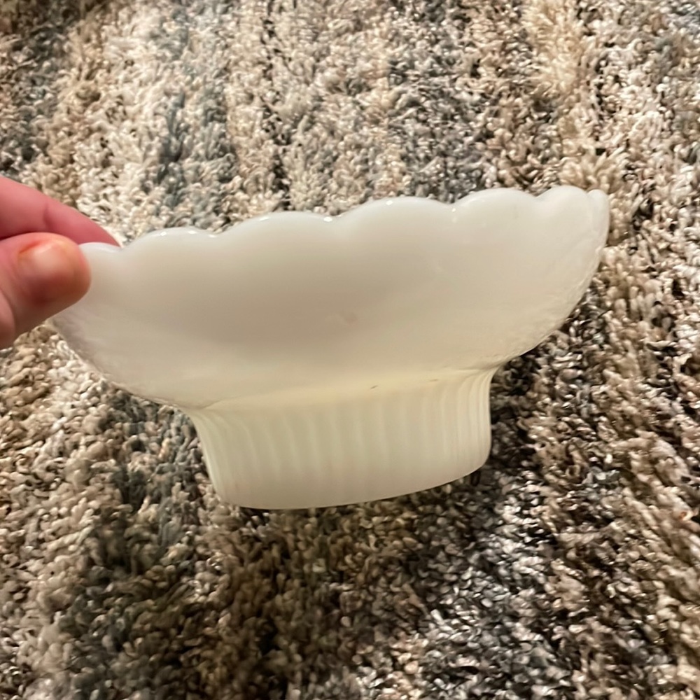 EO Brody Co Milk Glass Vintage Bowl